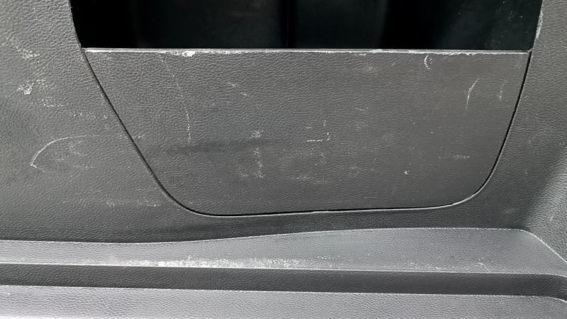 Right arch trim for Ford Edge 15-24, black, scratches, whitened plastic