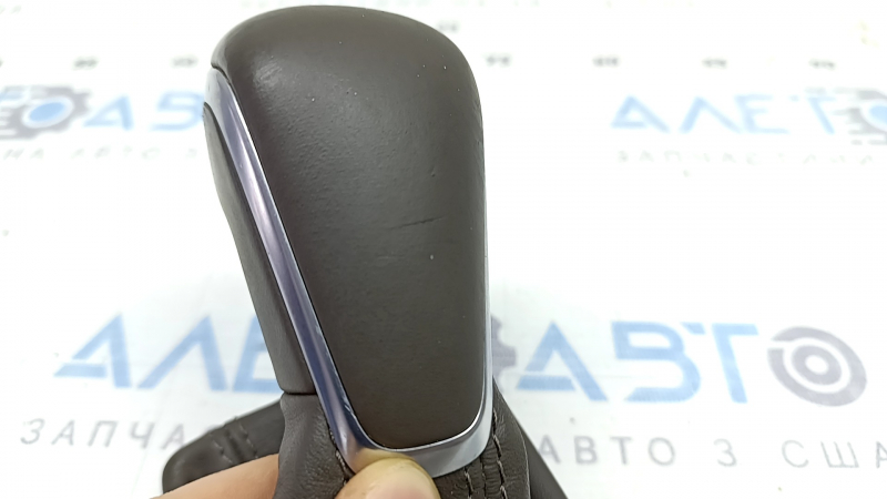 Audi A6 C7 16-18 Restored Brown Gear Shift Knob with Scratches