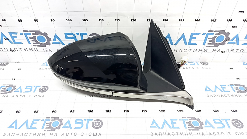 Right side mirror assembly for Hyundai Tucson 22-26, 8+2 pins, turn signal, camera, heated, BSM, black with chrome