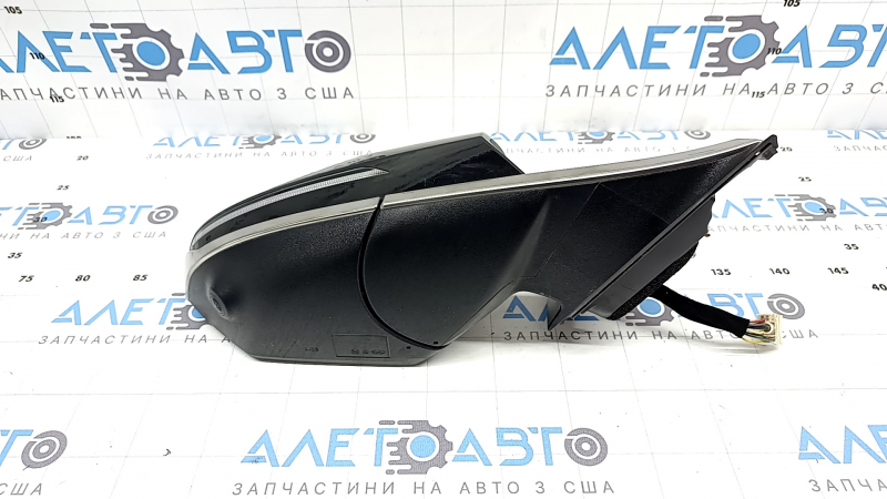 Right side mirror assembly for Hyundai Tucson 22-26, 8+2 pins, turn signal, camera, heated, BSM, black with chrome