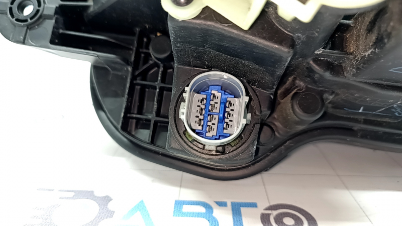 Hyundai Tucson left front headlight 22-26 lenses