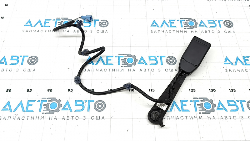 Honda CRV 17-22 black driver's seat belt latch with sensor