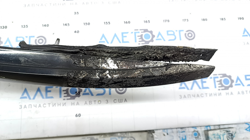 Right longitudinal roof rail for Hyundai Tucson 22-26 for panoramic windows, glossy black, melted rear part