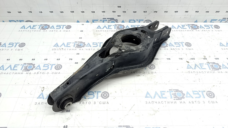 Lower control arm under the spring, rear right Hyundai Tucson 22-26, without rod and lining
