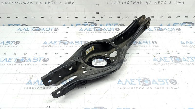 Lower control arm under the spring, rear right Hyundai Tucson 22-26, without rod and lining
