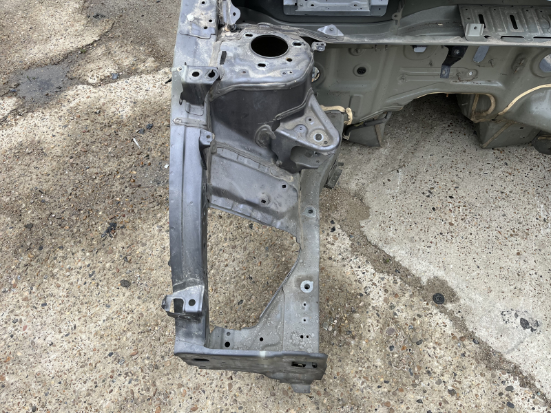 Honda CRV 20-22 hybrid front right quarter panel on the body, graphite