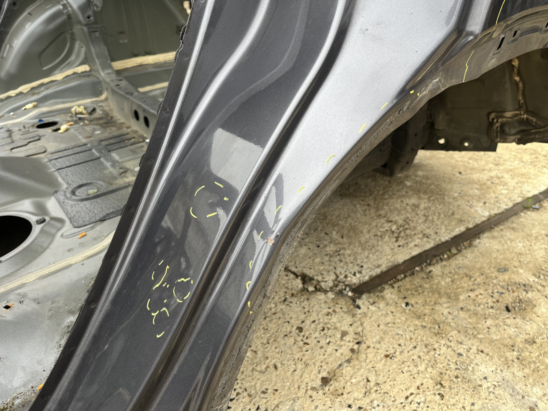 Honda CRV 20-22 hybrid rear left quarter wing on the body, graphite, dented, bumps