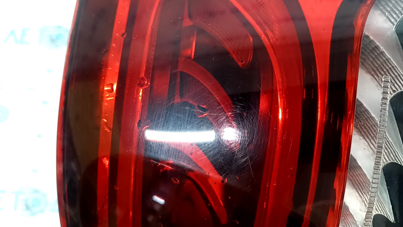 Mercedes GLC 20-22 LED right outer fender light, scratches, water damage