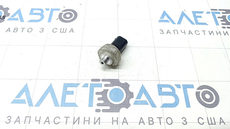 Mercedes GLC 16-22 air conditioning pressure sensor on the radiator