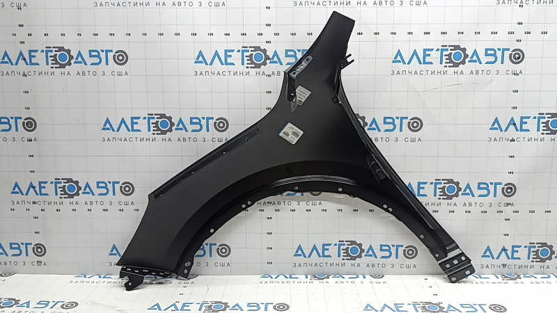 Ford Escape MK4 2026 front right fender crack, bent corner, bump