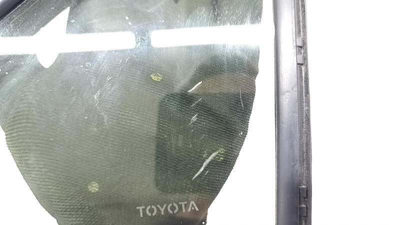 Toyota Prius 50 16-22 front left triangle door glass with seal, scratches