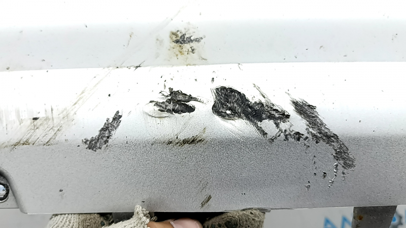 Volvo XC90 16-19 front bumper lip cover scratches, dents, cracks