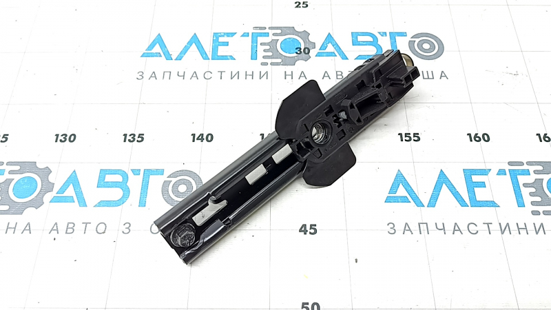 Seat belt bracket, 2nd row, rear left, Volvo XC90 16-26