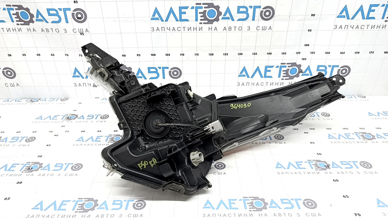 Toyota Prius 50 16-18 LED right front headlight, polished, scratches