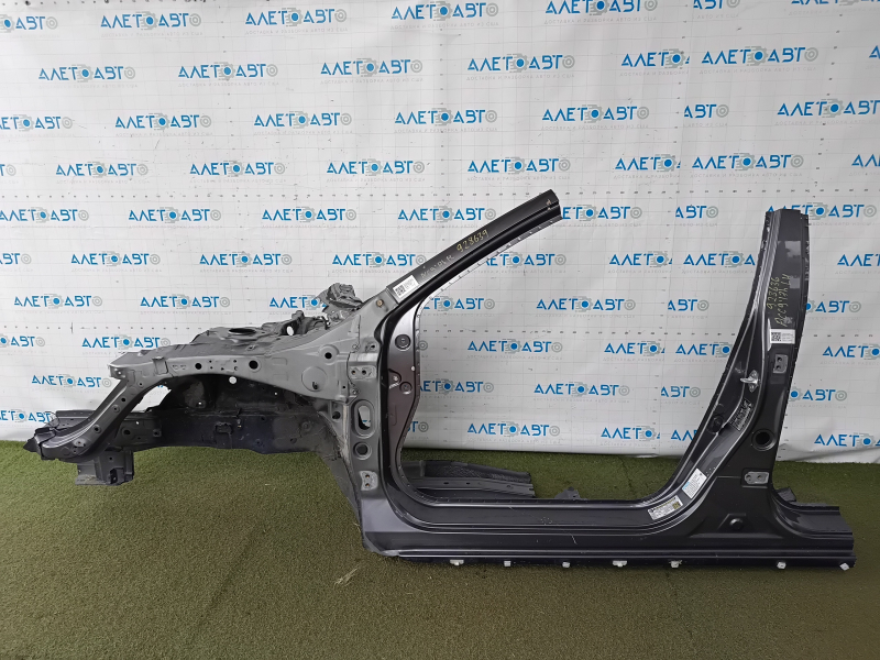Front left quarter panel of Honda Accord 13-17 sawed off, with central pillar, graphite, bumps