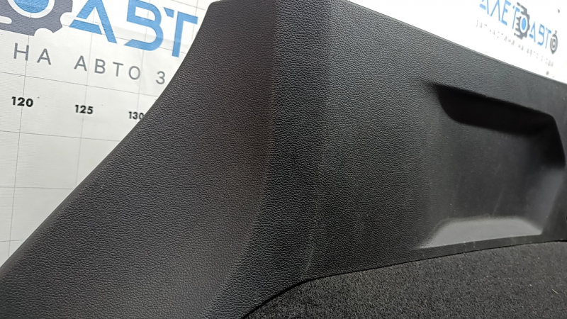 Right arch trim for VW Tiguan 18-24, black, under 2 rows, scratches