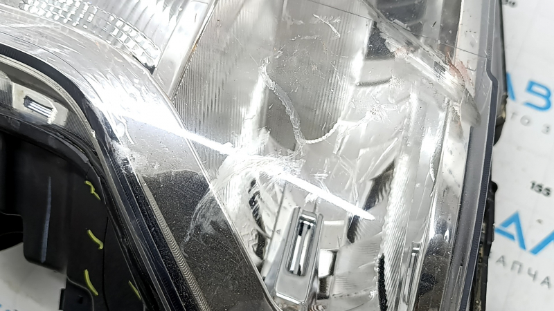 Ford F-150 18-20 left front headlight, bare, halogen, broken housing, scratches