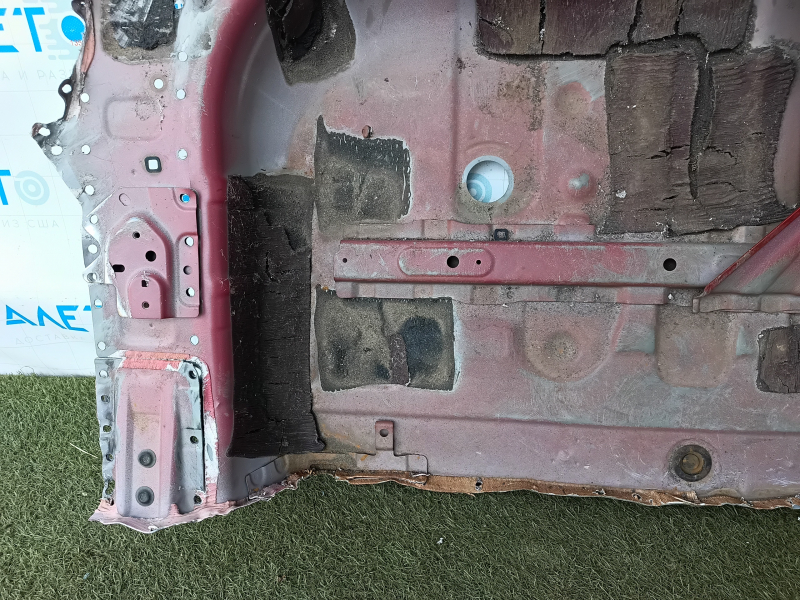 Lexus NX200t NX300 NX300h trunk trough 15-21 drilled, red