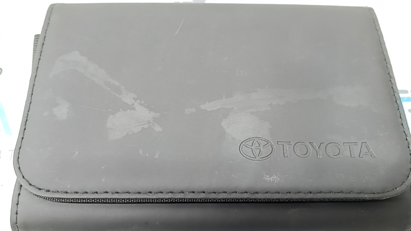 Toyota Prius V 15-17 Restyling Manual, Type 2, Cleaning Bag