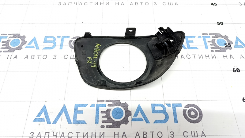 Right fog light frame for Porsche Macan 15-18 for parking sensors, structure