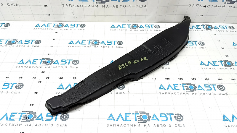 Right door-wing seal for Ford Escape MK4 20-26, tear
