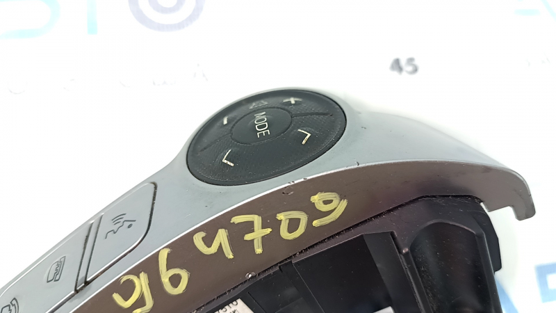 Left steering wheel control buttons for Toyota Prius V 15-17 voice recognition, scratches