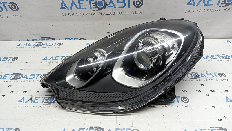 Left front headlight assembly for Porsche Macan 15-18, xenon, with washer, adaptive, black