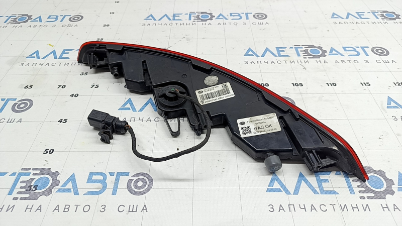 Right rear bumper light for Porsche Macan 15-21