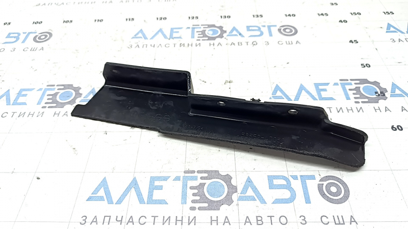 Mudguard front fender liner left Toyota Prius V 15-17