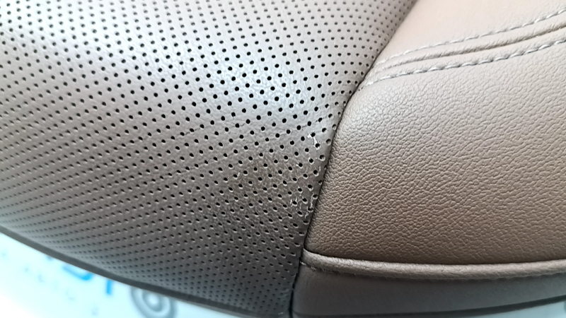 Rear seat cushion, 2nd row, Audi A6 C8 19-20, light brown leather, heated, scratches, dented