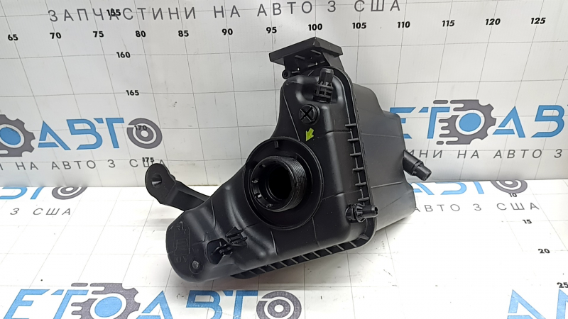 BMW F30 17-18 B46 large coolant expansion tank without cap