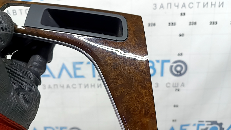 Set of interior trims for Audi A4 B9 17-19 in brown wood, quattro, scratches