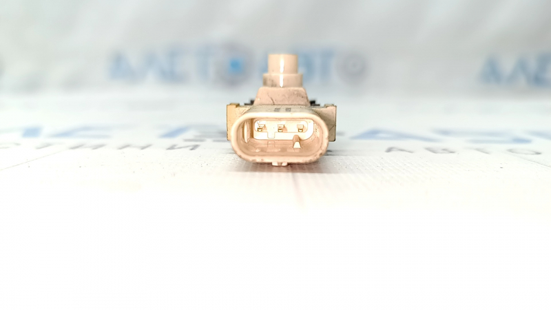 Fuel vapor pressure sensor for Ford Escape MK4 2010 hybrid, without tube