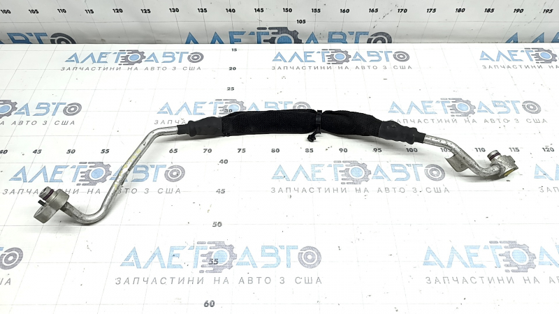 Air conditioning tube condenser-compressor second Porsche Macan 17-18 2.0T