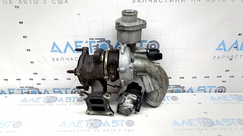 Turbocharger assembly with manifold Porsche Macan 17-18 2.0T 101kW