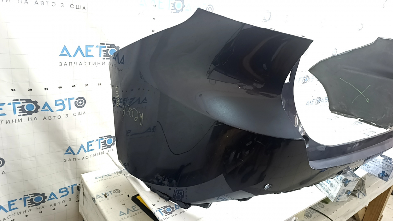 Bare rear bumper for Toyota Venza 21-24 with parking sensors, Limited, XLE, graphite, scratches, broken fasteners, cracked