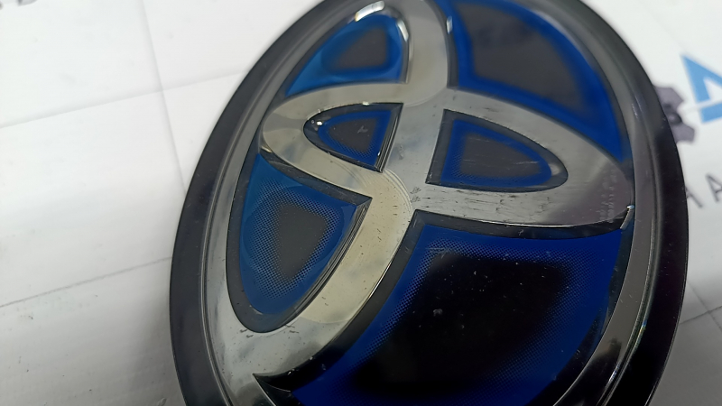Front grille emblem for Toyota Venza 21-24, radar proof, scratches, chips, air