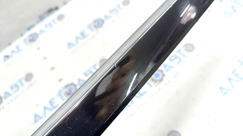 Right radiator grille molding for Mazda 3 19-26 4D chrome, chipped