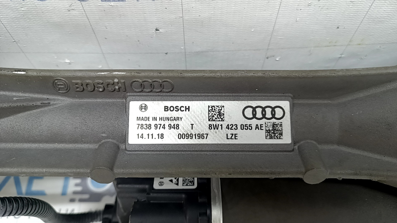 The steering rack of the Audi A5 F5 17-24 electric without rods, the connector is broken
