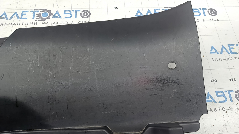 Mazda 3 19-26 4d trunk opening trim, black, scratches, broken fasteners