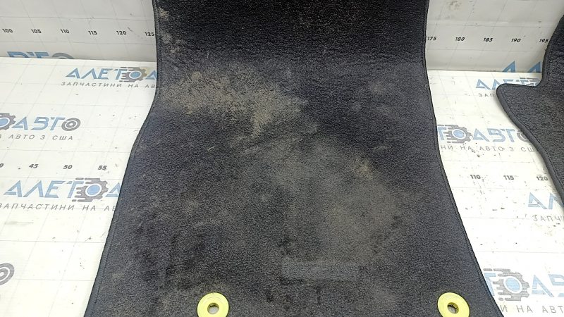 Set of black fabric floor mats for Mazda 3 19-23, ready for cleaning
