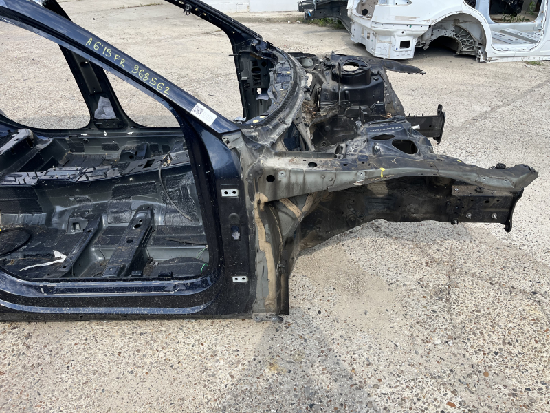 Front right quarter panel of the Audi A6 C8 19-22 on the body, blue