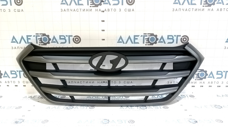 Black radiator grille assembly for the 2016-2018 Hyundai Tucson