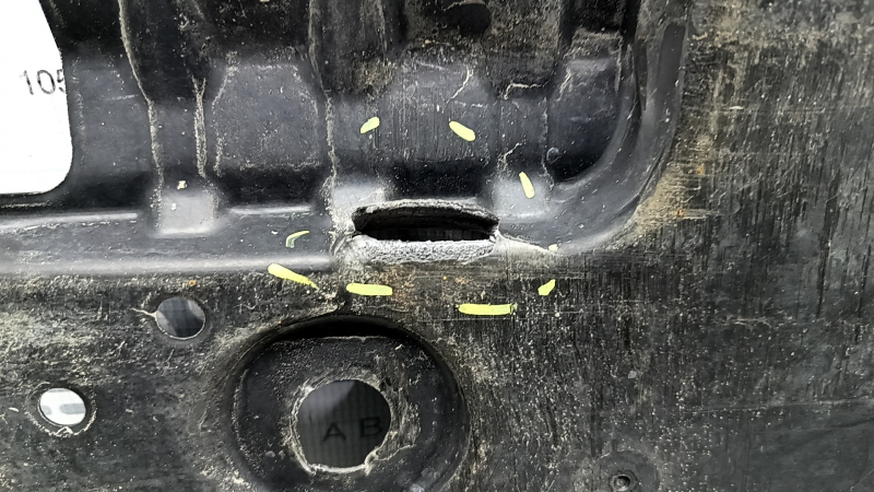 Right underbody protection for Toyota Prius 50 19-22, tears