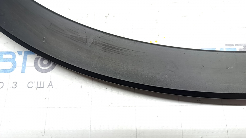 Mitsubishi Outlander 2020 front left fender arch trim, scratches and structure