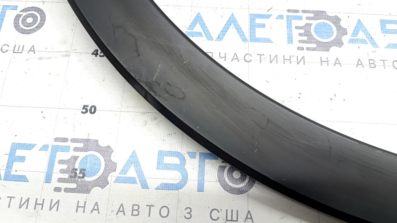 Mitsubishi Outlander 2020 front left fender arch trim, scratches and structure