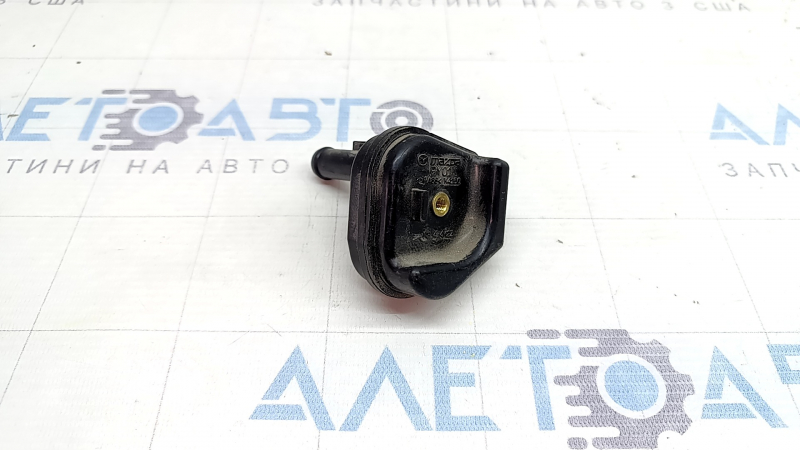 Mazda 3 19-20 2.5 Fuel Evaporative Purge Valve Type 2
