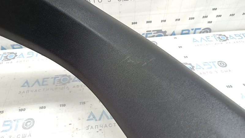 Volvo XC90 16-23 black front right inner door sill with chrome insert, scratches