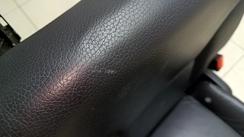 Rear seat left 2nd row Volvo XC90 16-22 black leather, for 2 rows, scratched