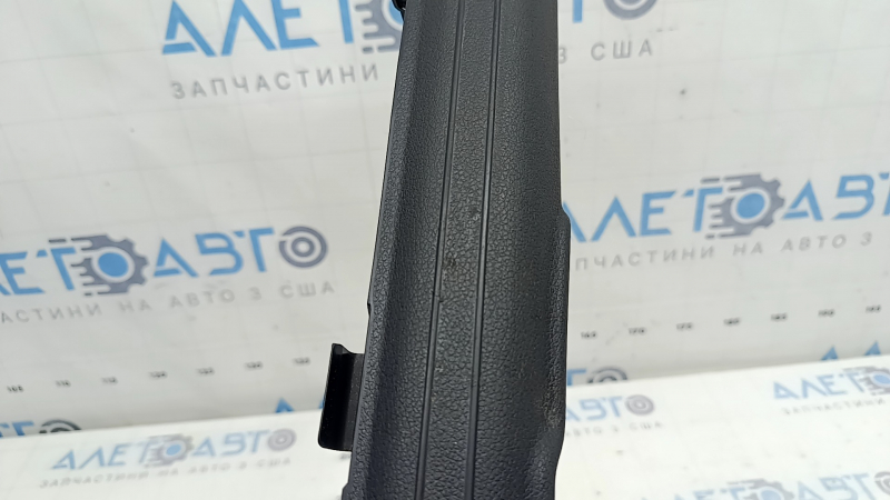 Inner front left door sill trim for Kia Sportage 23-26, black, worn, needs cleaning